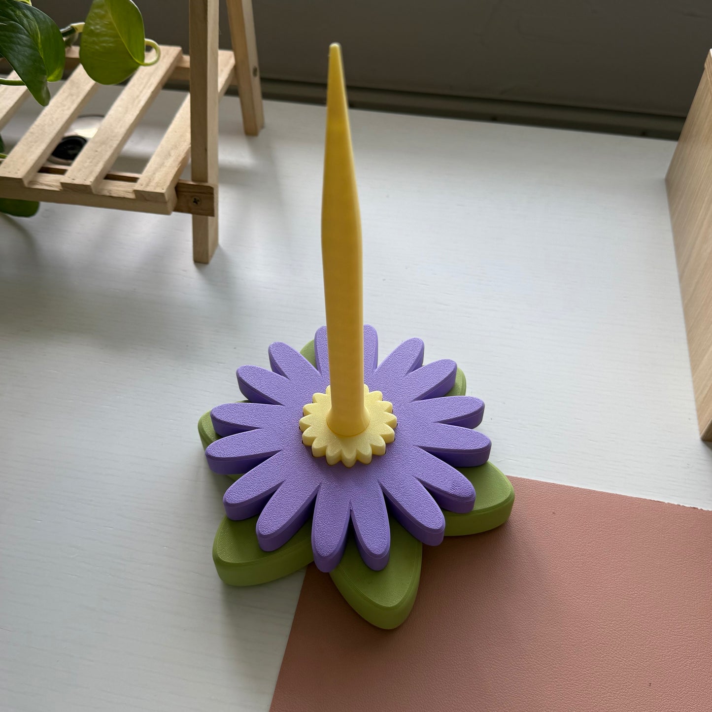 Second Chance Aster Spinner (Dark)