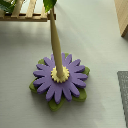 Second Chance Aster Spinner (Wisteria-Matcha)