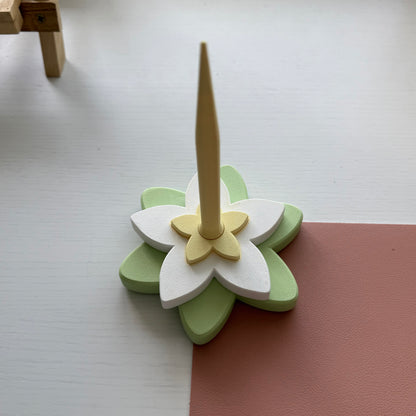 Second Chance Mini Plumeria Spinner (Pistachio)