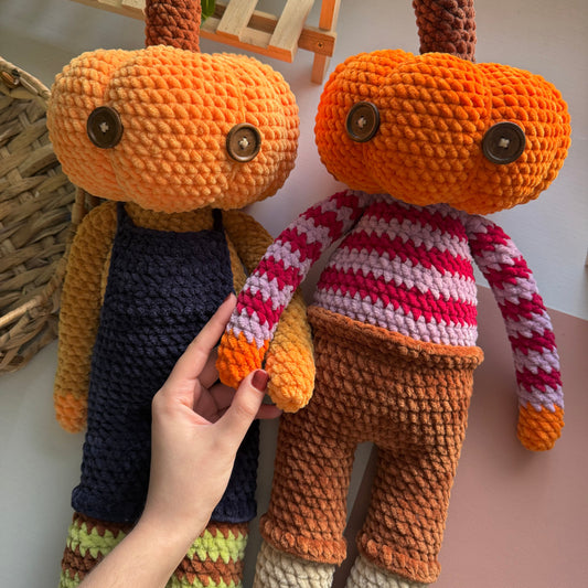 FREE Pumpkin Man Crochet Pattern