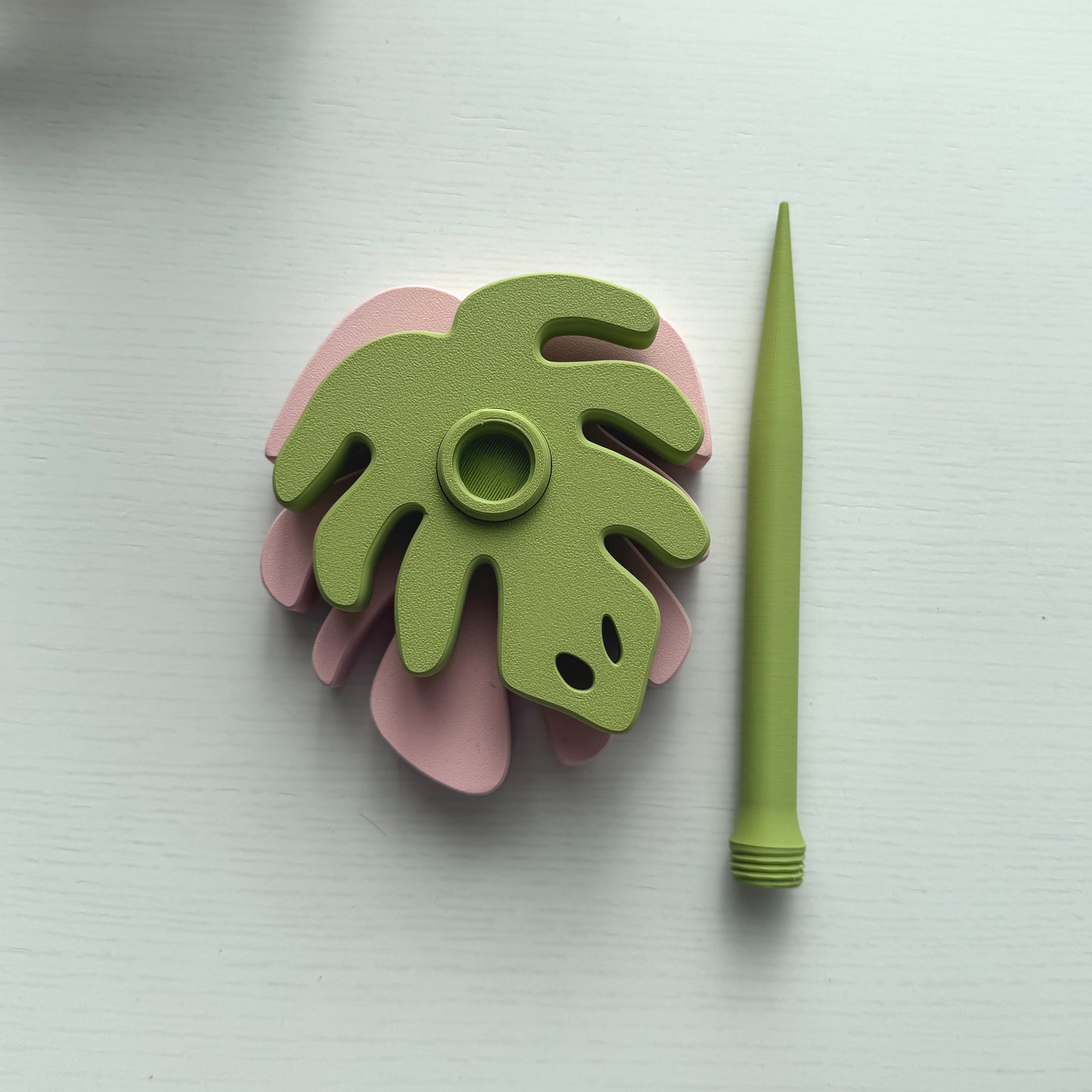 Monstera Plant Spinner