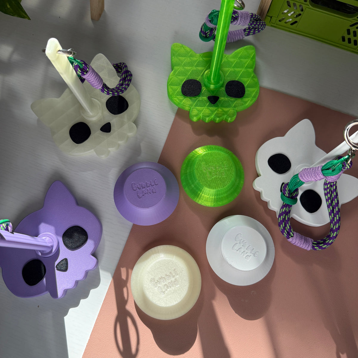 Cat Skull Walkie Spinner